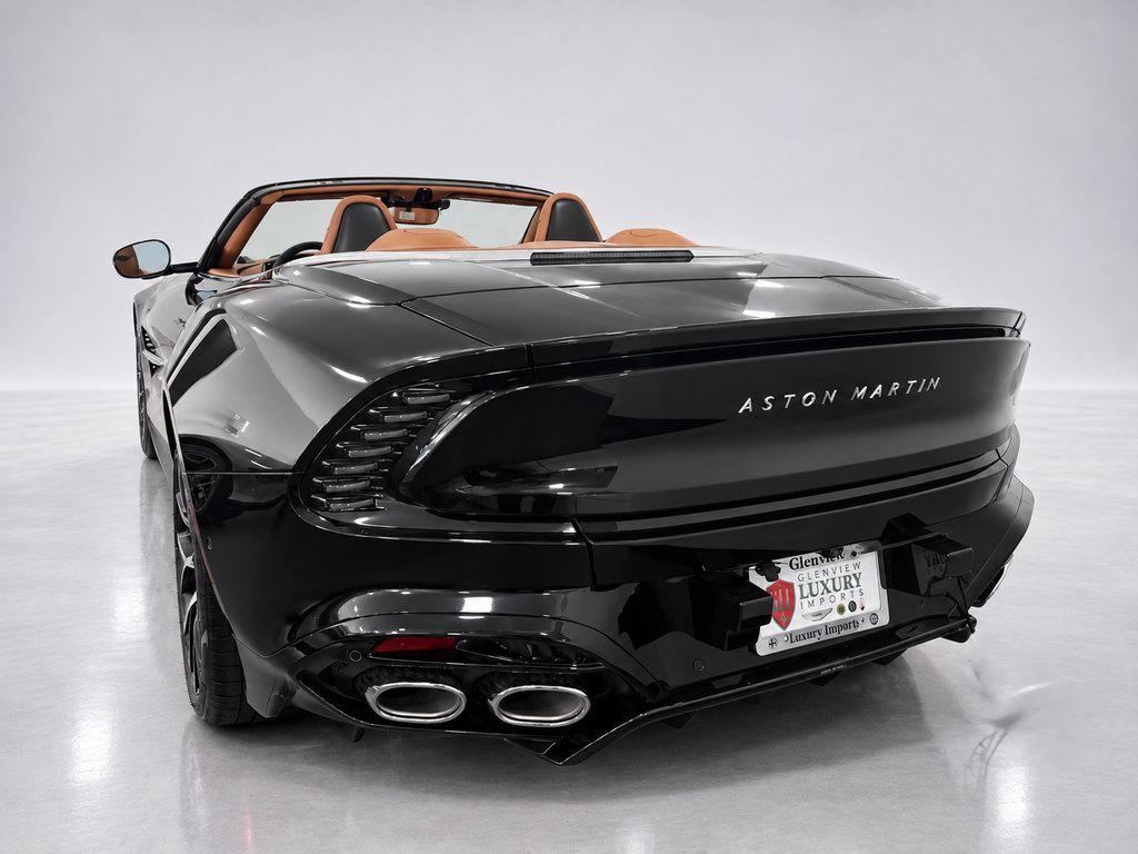 Used 2026 Aston Martin Vanquish Convertible RWD image 6