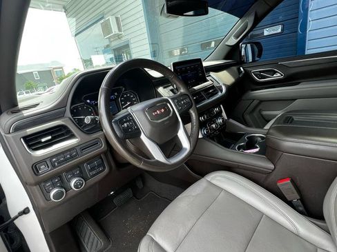Used 2021 GMC Yukon SLT w/ SLT Luxury Plus Package AWD/4WD image 24