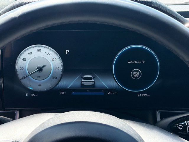 Used 2023 Hyundai Elantra Limited FWD image 12