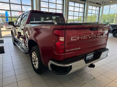 Certified 2023 Chevrolet Silverado 1500 LT AWD/4WD image 44