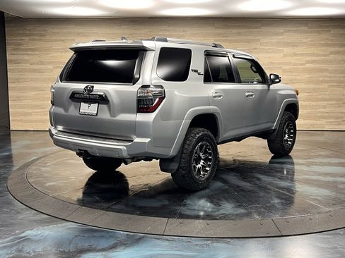 Used 2018 Toyota 4Runner TRD Off-Road Premium image 16