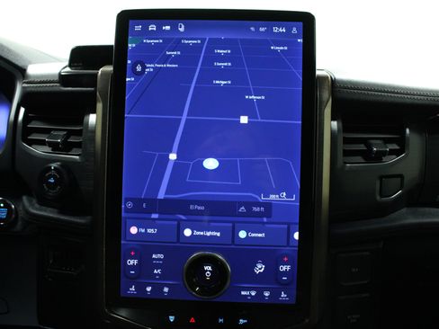 Used 2025 Ford F150 Lightning Lariat image 23