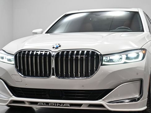 Used 2022 BMW ALPINA B7 xDrive w/ Luxury Rear Seating Package AWD/4WD image 61