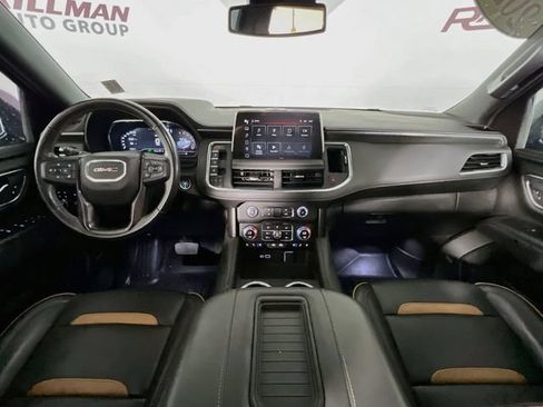 Used 2023 GMC Yukon XL AT4 w/ Technology Package AWD/4WD image 24