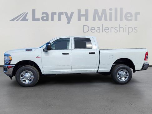 New 2024 RAM 2500 Tradesman w/ Chrome Appearance Group image 2