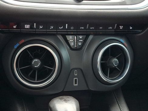 Used 2022 Chevrolet Blazer LT w/ Redline Edition AWD/4WD image 16