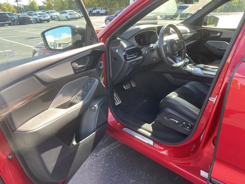 Used 2024 Acura MDX A-Spec image 10