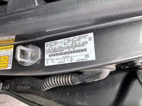Used 2024 Ford Escape ST-Line w/ Tech Pack #1 FWD image 4