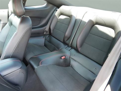 Used 2022 Ford Mustang GT Premium w/ Equipment Group 401A image 12