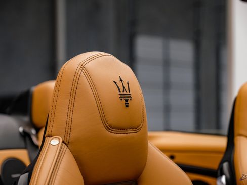 Used 2018 Maserati GranTurismo Sport image 55