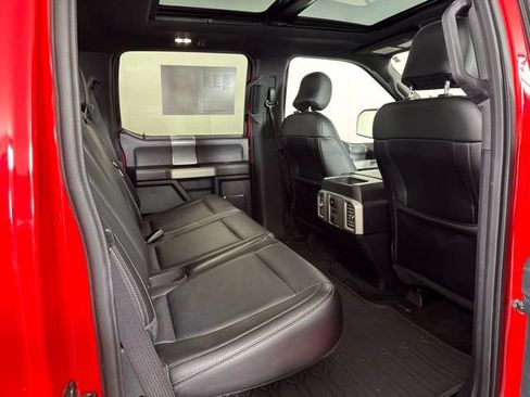 Used 2015 Ford F150 Lariat w/ Equipment Group 502A Luxury AWD/4WD image 5
