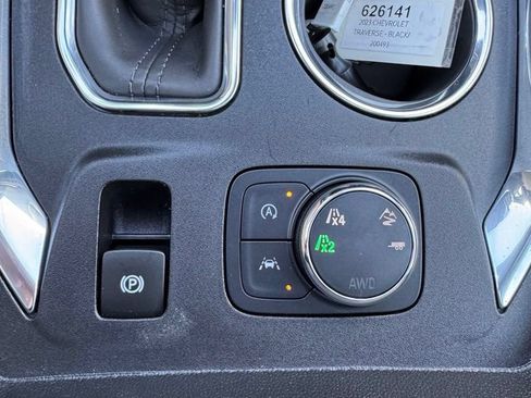 Used 2023 Chevrolet Traverse High Country AWD/4WD image 26