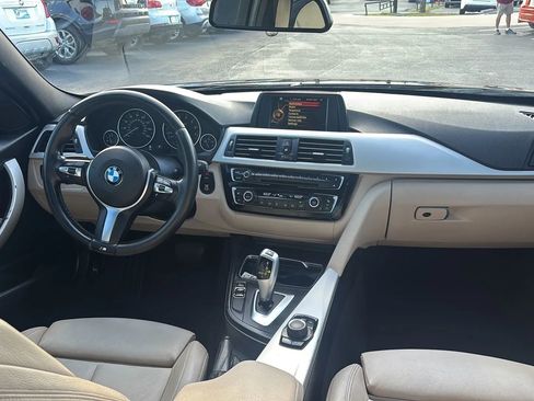 Used 2017 BMW 320i xDrive Sedan AWD/4WD image 23