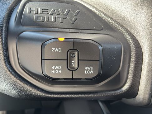 Used 2025 RAM 3500 Laramie image 35