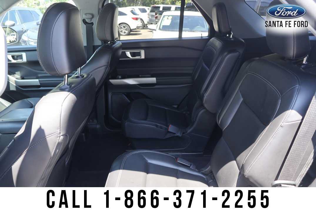 Used 2024 Ford Explorer XLT w/ Equipment Group 202A AWD/4WD image 25