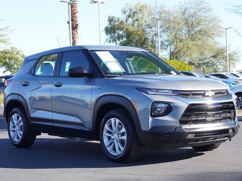 Used 2023 Chevrolet TrailBlazer LS image 4