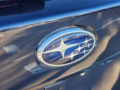 Used 2018 Subaru Outback 2.5i Limited image 12