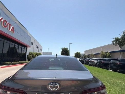 Used 2024 Toyota Camry LE w/ Convenience Package FWD image 4