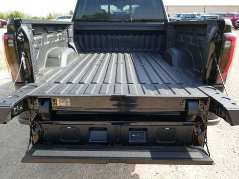 New 2026 GMC Sierra 2500 AT4X w/ AT4X AEV Edition AWD/4WD image 6