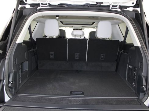 New 2025 Lincoln Navigator L Reserve image 18