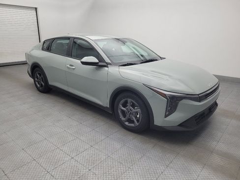 Used 2025 Kia K4 FWD image 11