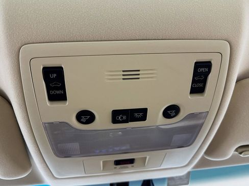 Used 2015 Lexus ES 350 w/ Luxury Package FWD image 14