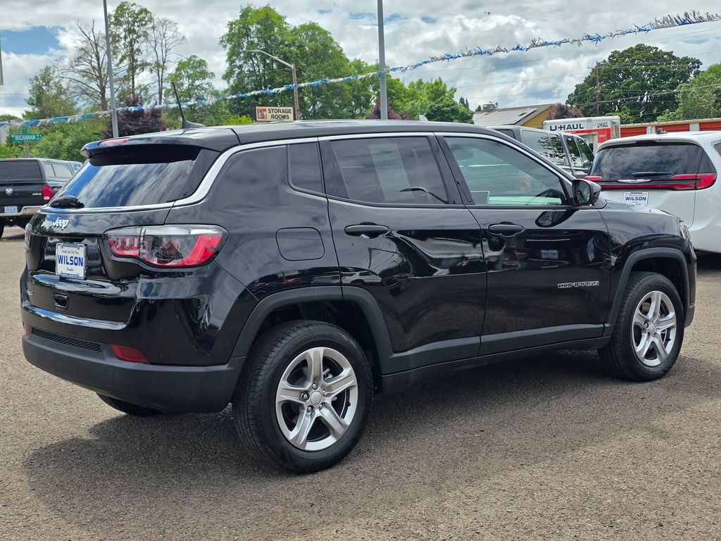 Used 2024 Jeep Compass Sport AWD/4WD image 28