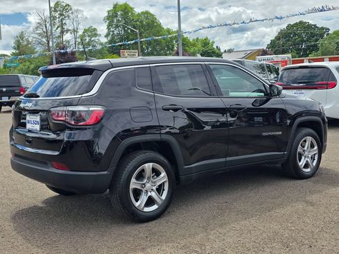 Used 2024 Jeep Compass Sport AWD/4WD image 28