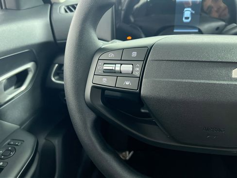 New 2026 Kia K4 FWD image 17