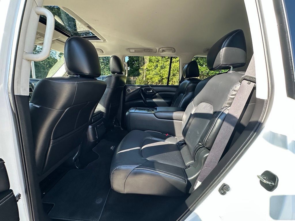 Certified 2023 INFINITI QX80 Luxe w/ Cargo Package AWD/4WD image 18