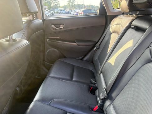 Used 2021 Hyundai Kona Ultimate FWD image 8