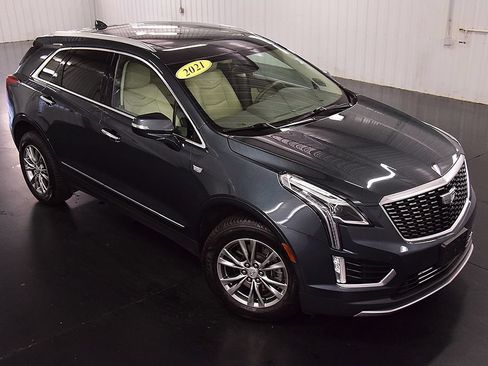 Used 2021 Cadillac XT5 Premium Luxury FWD image 11
