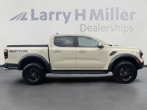 Used 2025 Ford Ranger Raptor image 6