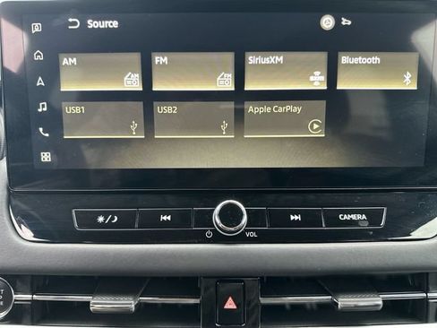 Used 2025 Mitsubishi Outlander ES FWD image 17