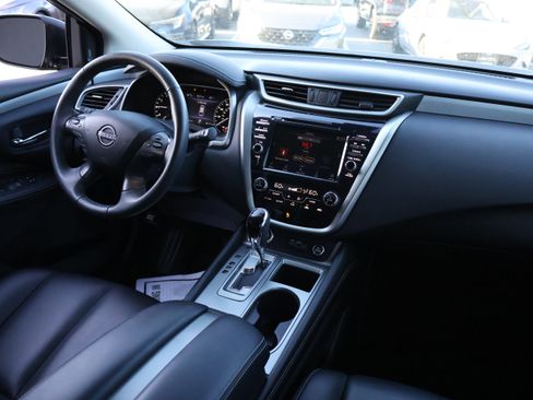 Used 2023 Nissan Murano SV w/ SV Midnight Edition Package AWD/4WD image 14
