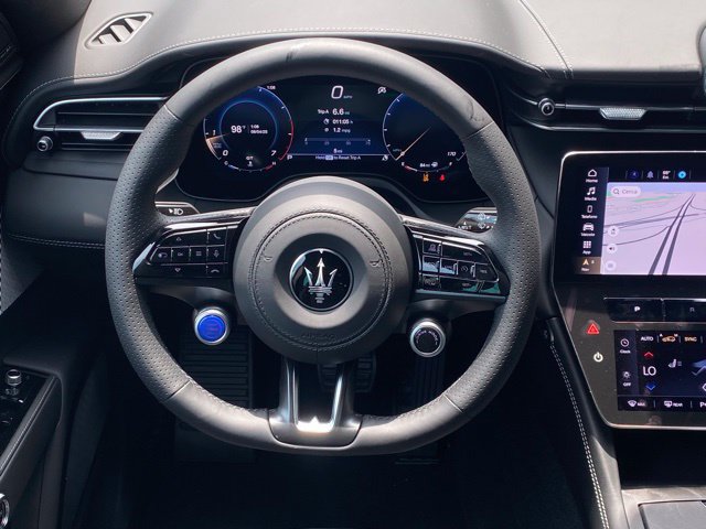 Used 2025 Maserati Grecale GT AWD/4WD image 44