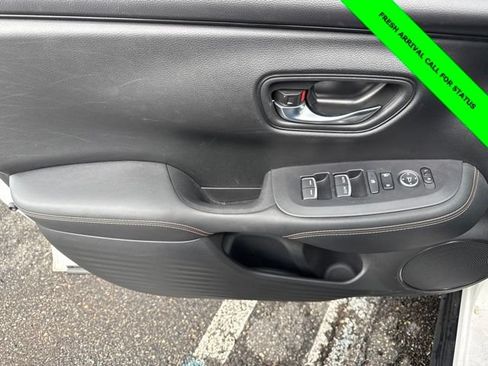 Used 2023 Honda HR-V Sport image 18