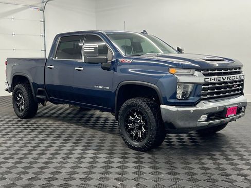 Used 2023 Chevrolet Silverado 2500 LTZ w/ LTZ Convenience Package image 6