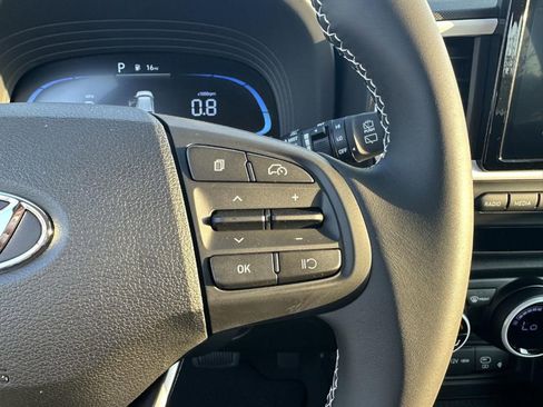 New 2025 Hyundai Venue Limited image 17