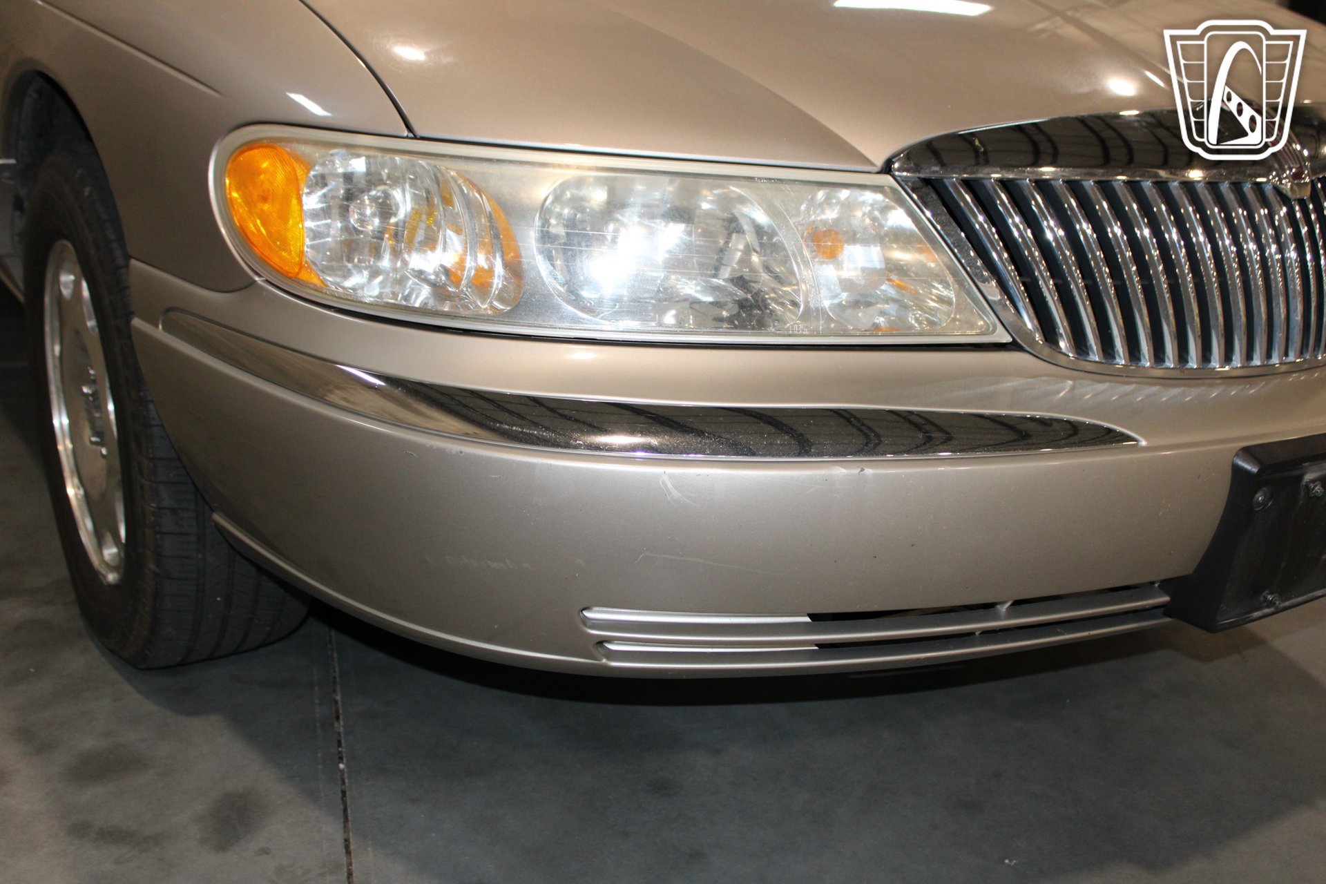 Used 1999 Lincoln Continental FWD image 38