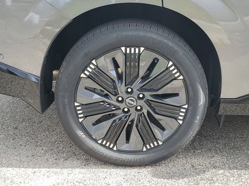 New 2025 Nissan Murano Platinum image 5