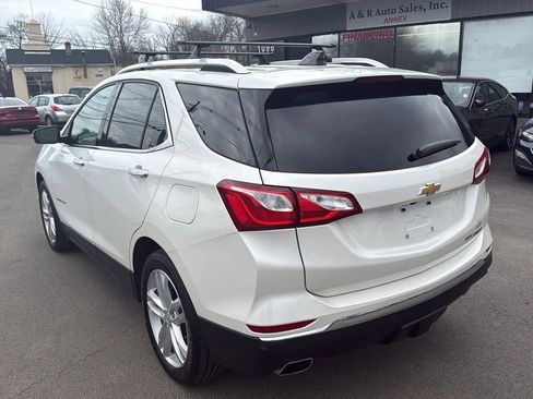 Used 2018 Chevrolet Equinox Premier image 7