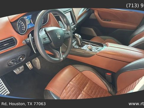 Used 2019 Maserati Levante S GranLusso AWD/4WD image 24