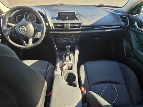 Used 2014 MAZDA MAZDA3 i Sport image 18
