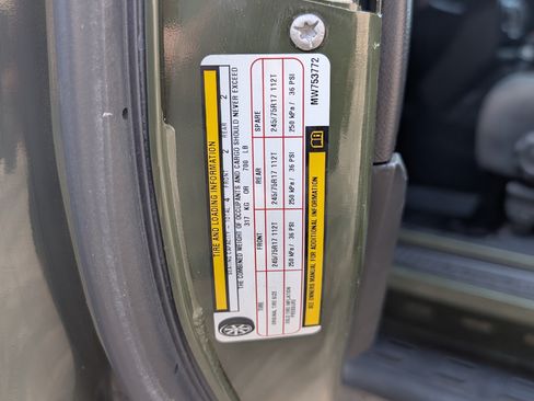 Used 2021 Jeep Wrangler Sport AWD/4WD image 35