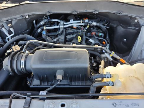 Certified 2023 Ford Explorer XLT w/ Equipment Group 202A image 29