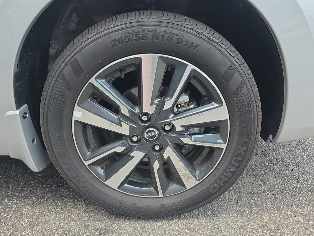Certified 2025 Nissan Versa SV w/ Trunk Package FWD image 23