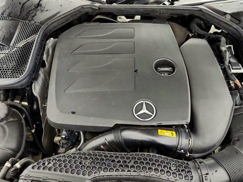 Used 2020 Mercedes-Benz C 300 4MATIC Sedan image 24