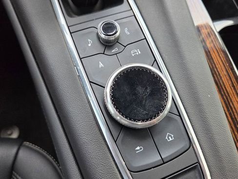 Used 2022 Cadillac Escalade ESV Luxury image 20