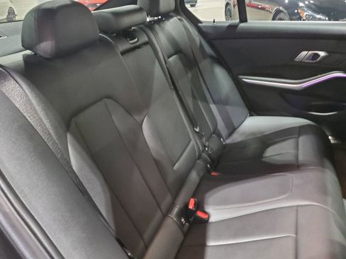Used 2019 BMW 330i Sedan w/ Driving Assistance Package RWD image 29